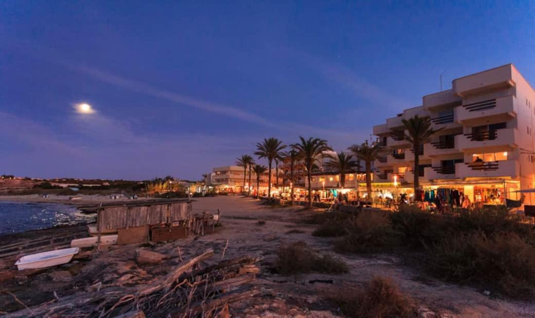 شقة Apartamento Sa Varadero 2D Vista Mare Laterale إس بويولس المظهر الخارجي الصورة